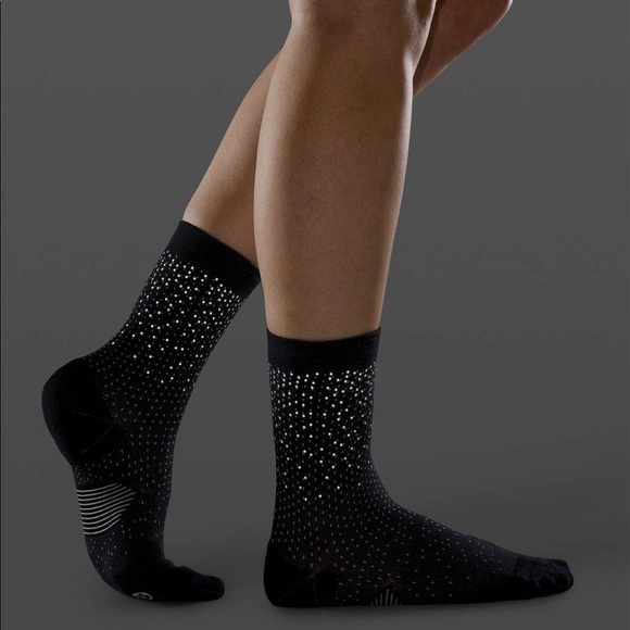 Lululemon Speed Quarter Sock *Reflective - Black - Picture 5 of 6